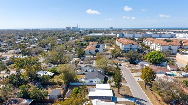 3910 W PAXTON AVENUE, Tampa, FL 33611