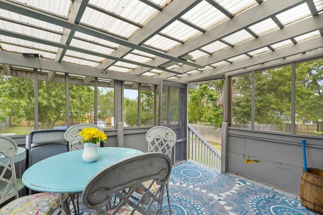 207 South Dexter Avenue, Springfield, MO 65802