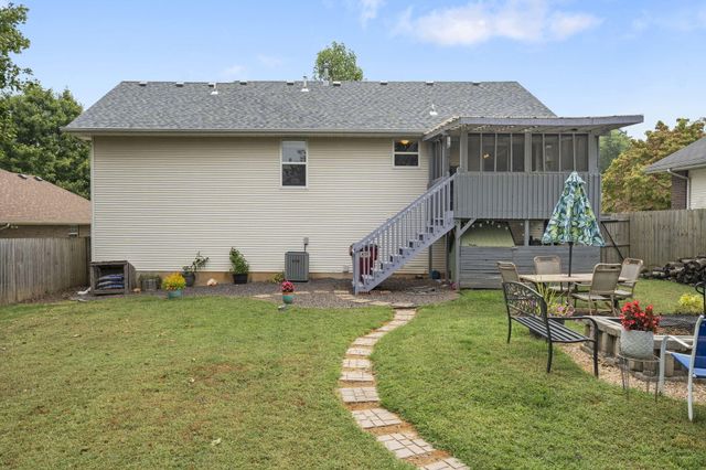 207 South Dexter Avenue, Springfield, MO 65802