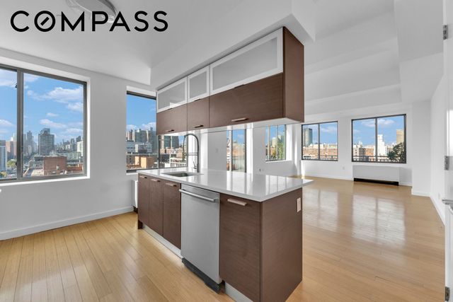 353 E 104th Street PH2, New York City, NY 10029