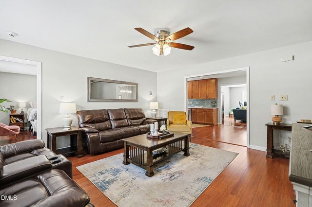 2901 Kingston Avenue, Durham, NC 27704