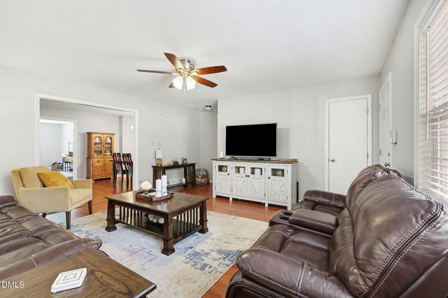 2901 Kingston Avenue, Durham, NC 27704