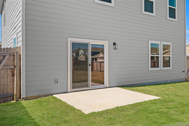 6004 River Meadow, Converse, TX 78109