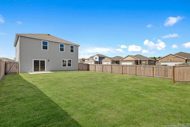 6004 River Meadow, Converse, TX 78109