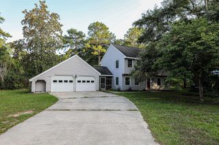 127 Johnstone Ln., Georgetown, SC 29440