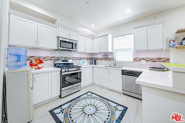 1755 Heywood Street 106, Simi Valley, CA 93065