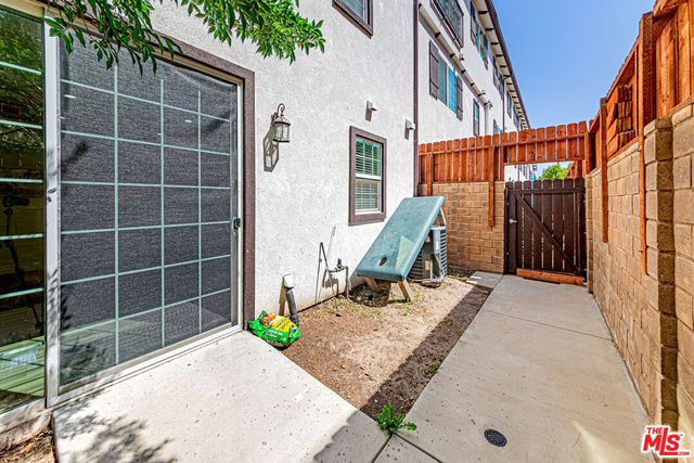 1755 Heywood Street 106, Simi Valley, CA 93065
