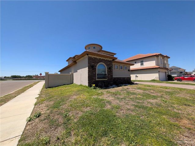 5111 Juno Court, Edinburg, TX 78539