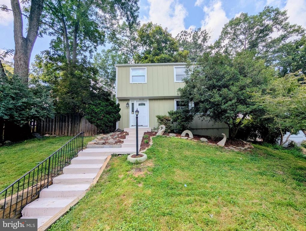 2322 OLD TRAIL DR, Reston, VA 20191
