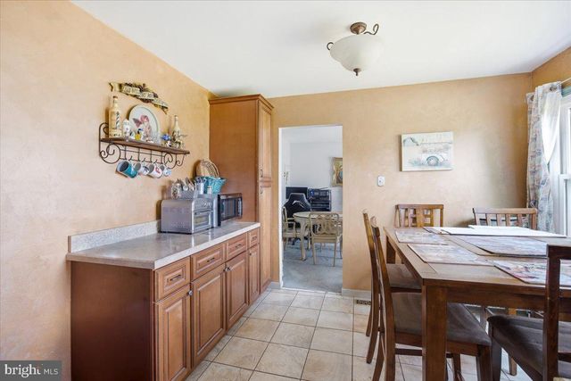 202 PETITT AVE, Cherry Hill, NJ 08002