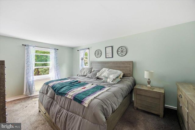 202 PETITT AVE, Cherry Hill, NJ 08002