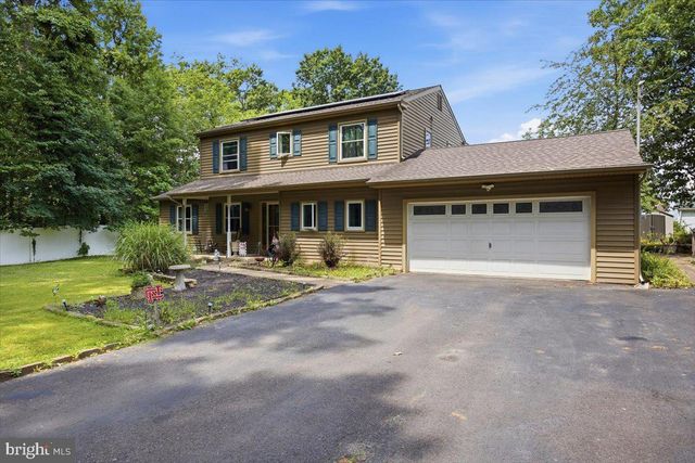 202 PETITT AVE, Cherry Hill, NJ 08002