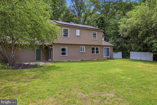 202 PETITT AVE, Cherry Hill, NJ 08002