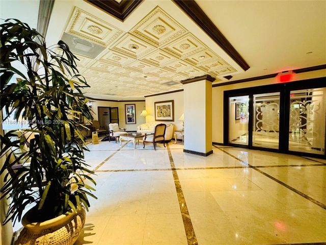 18181 NE 31st Court PH03, Aventura, FL 33160