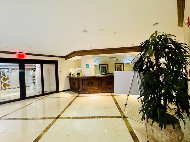 18181 NE 31st Court PH03, Aventura, FL 33160