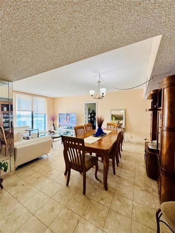 18181 NE 31st Court PH03, Aventura, FL 33160