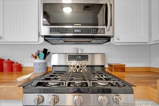 1421 S 257th East Avenue, Catoosa, OK 74015