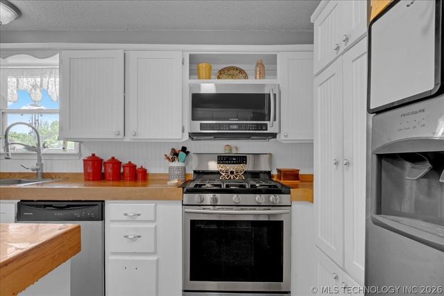 1421 S 257th East Avenue, Catoosa, OK 74015