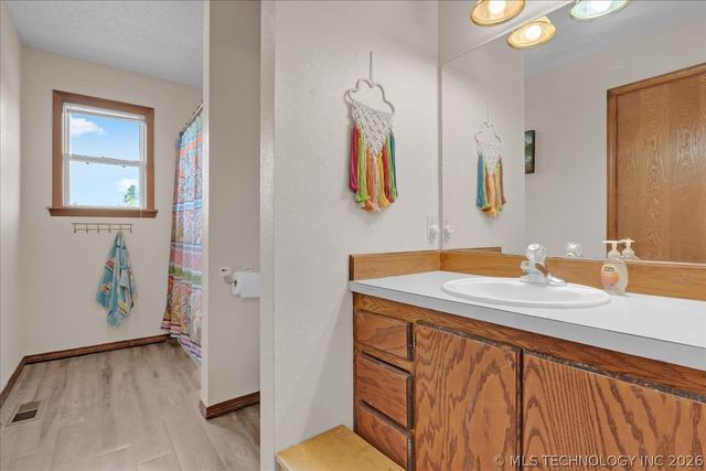 1421 S 257th East Avenue, Catoosa, OK 74015