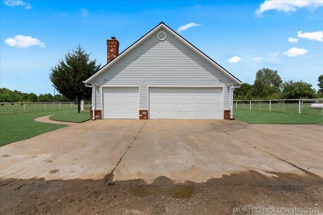 1421 S 257th East Avenue, Catoosa, OK 74015