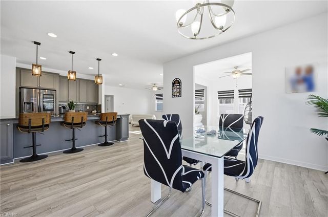 1417 Waltham LN, Newport News, VA 23608