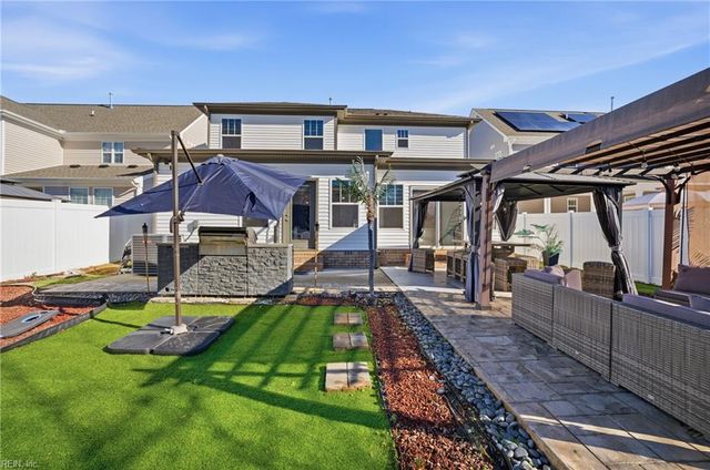 1417 Waltham LN, Newport News, VA 23608