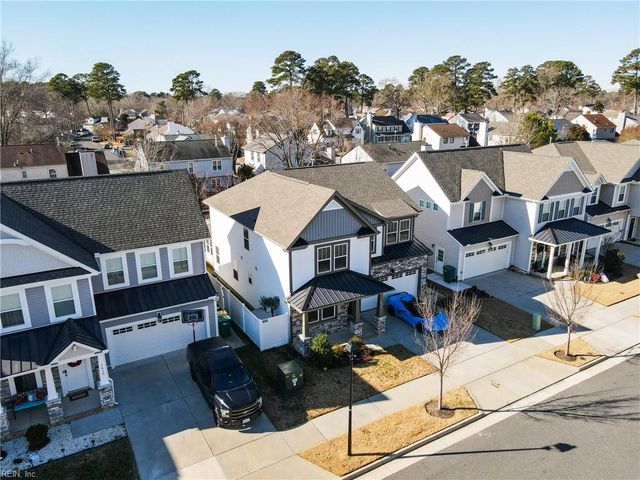 1417 Waltham LN, Newport News, VA 23608