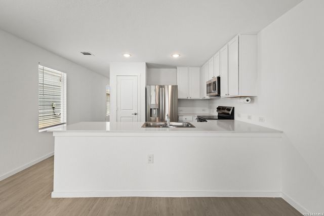 13422 FURYK DR, San Antonio, TX 78221