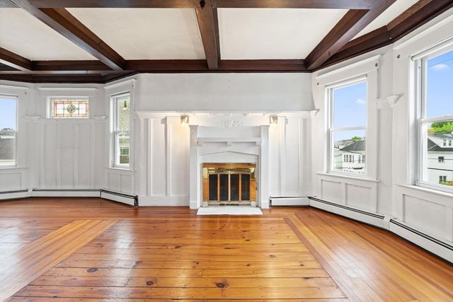 69 Nesmith 69, Lawrence, MA 01841