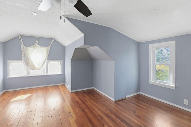 3740 29th Avenue S, Minneapolis, MN 55406