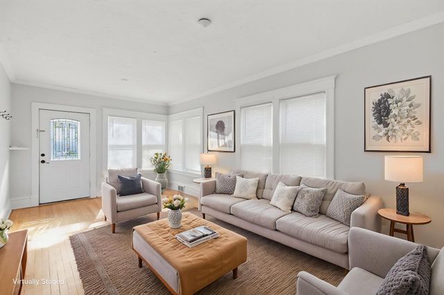 3740 29th Avenue S, Minneapolis, MN 55406