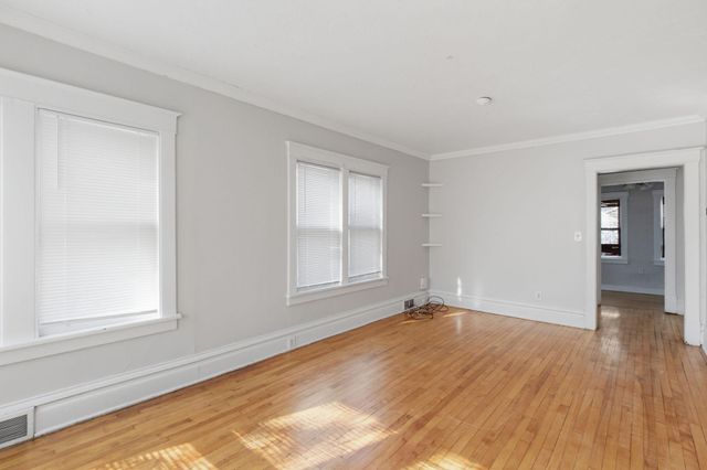 3740 29th Avenue S, Minneapolis, MN 55406