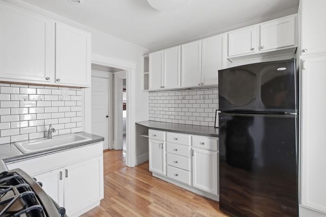 3740 29th Avenue S, Minneapolis, MN 55406