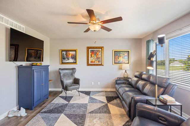 2428 Sunview Drive, Granger, IA 50109