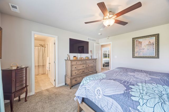 2428 Sunview Drive, Granger, IA 50109
