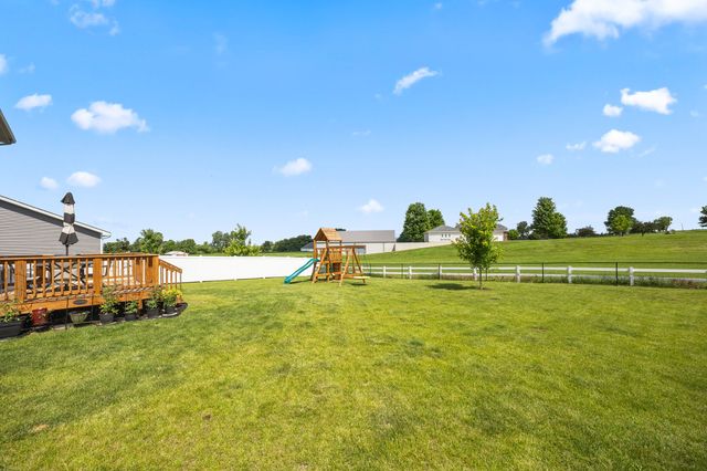 2428 Sunview Drive, Granger, IA 50109