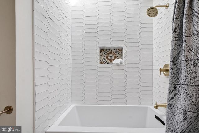 415 17TH ST SE, Washington, DC 20003