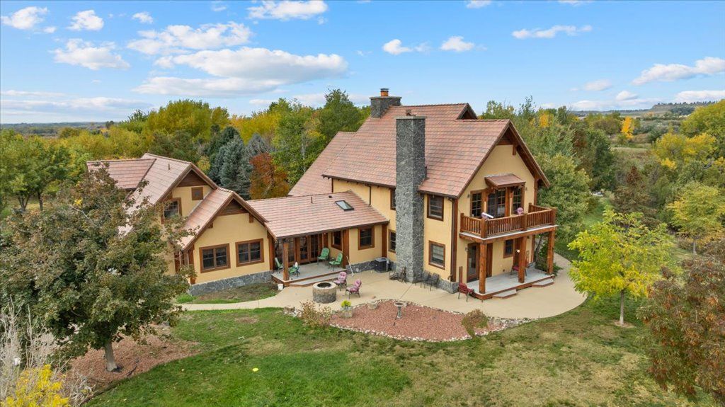 10052 Floating Island WAY, Shepherd, MT 59079