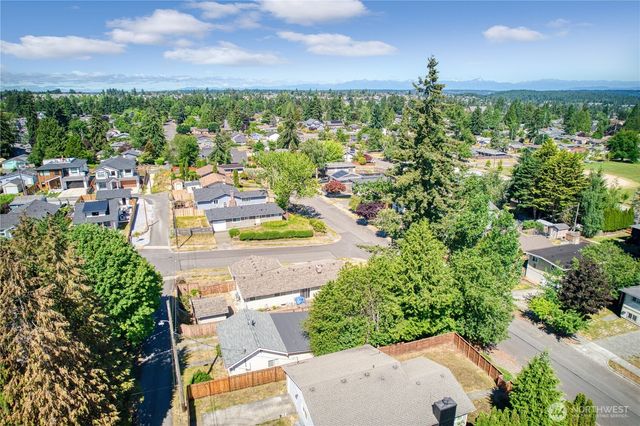 4909 N 38th St, Tacoma, WA 98407