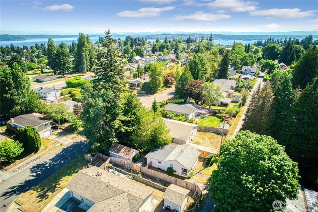 4909 N 38th St, Tacoma, WA 98407