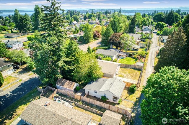 4909 N 38th St, Tacoma, WA 98407