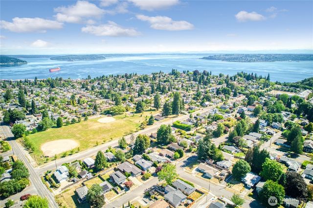 4909 N 38th St, Tacoma, WA 98407