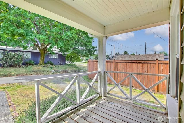 4909 N 38th St, Tacoma, WA 98407
