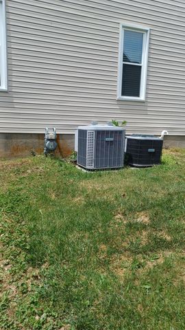 348 Colony Drive, Versailles, KY 40383