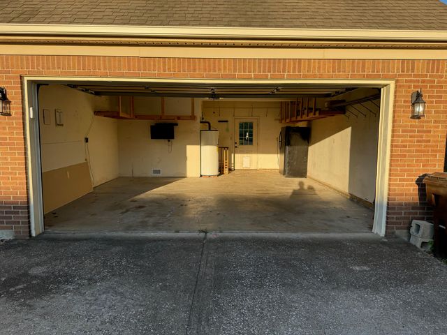 348 Colony Drive, Versailles, KY 40383