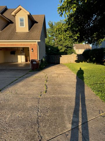 348 Colony Drive, Versailles, KY 40383