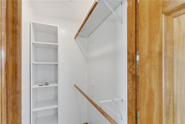 409 S Madison Street, Spring Hill, KS 66083