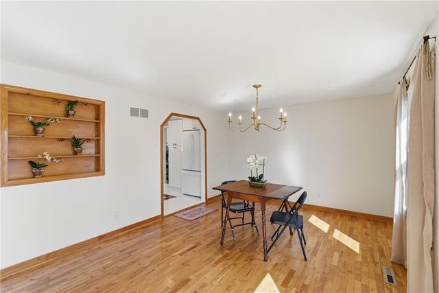 409 S Madison Street, Spring Hill, KS 66083