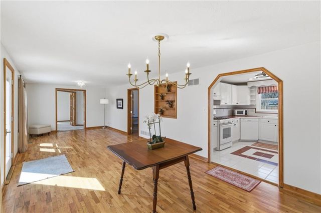 409 S Madison Street, Spring Hill, KS 66083