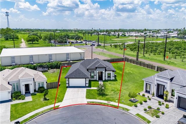 1302 Playa Drive, Weslaco, TX 78596
